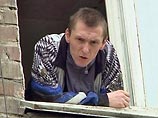В Ленинском районе Красноярска мужчина угрожает взорвать жилой дом. Мужчина заперся в собственной квартире и угрожает открыть и поджечь газ