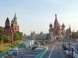 Грандиозный гала-концерт с участием отечественных и зарубежных звезд рок- и поп-музыки состоится в четверг на Василевском спуске, у стен московского Кремля Грандиозный гала-концерт с участием отечественных и зарубежных звезд рок- и поп-музыки состоится в четверг на Василевском спуске, у стен московского Кремля