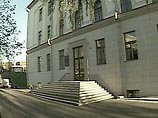 Решение суда родственникам объявил адвокат Игорь Рынкевич, так как оглашение приговора проходило в присутствии только адвокатов и одного представителя дипмиссии Решение суда родственникам объявил адвокат Игорь Рынкевич, так как оглашение приговора проходило в присутствии только адвокатов и одного представителя дипмиссии