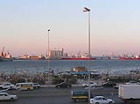 Как сообщил в пятницу телеканал "Аль-Манар", контролируемый террористической гркпировкой "Хизбаллах", ВМС Израиля блокировали ливанские суда в порту Триполи, передает NEWSru Israel