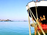 Корабли ВМС Израиля блокировали морской порт Триполи на севере Ливана Корабли ВМС Израиля блокировали морской порт Триполи на севере Ливана