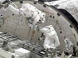 Космическое агентство NASA взяло под наблюдение шпатель, который американский астронавт Пирс Селлерс потерял во время проведения ремонтных работ в открытом космосе