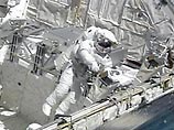 12 июля космонавты проводили работы в космосе, замазывая специальным раствором трещины на учебной поверхности, а затем новой инфракрасной камерой делали снимки, на которых можно увидеть результаты выполненной работы