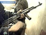 Явившийся с повинной боевик сдал автомат Калашникова и сообщил, что с 2001 по 2004 год входил в бандформирование, которое находилось в непосредственном подчинении Умарова Явившийся с повинной боевик сдал автомат Калашникова и сообщил, что с 2001 по 2004 год входил в бандформирование, которое находилось в непосредственном подчинении Умарова