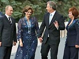 Лидерам G8 предложили на ужин лангустов и филе цесарки. В "альтернативном меню" от антиглобалистов значилась нефть Лидерам G8 предложили на ужин лангустов и филе цесарки. В "альтернативном меню" от антиглобалистов значилась нефть