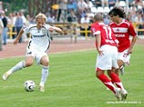 Для 32-летнего Кулалаева матч "Томь" - "Спартак" был дебютным в высшем дивизионе национального первенства. Арбитр назначил два 11-метровых: на 6-й минуте в ворота "хозяев поля" и за 2 минуты до конца в ворота гостей Для 32-летнего Кулалаева матч "Томь" - "Спартак" был дебютным в высшем дивизионе национального первенства. Арбитр назначил два 11-метровых: на 6-й минуте в ворота "хозяев поля" и за 2 минуты до конца в ворота гостей