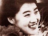 Вторая жена Ким Чен Ира, по этим данным, умерла в 2004 году от рака