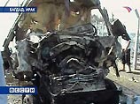 Согласно первым сообщениям с места событий, смертник, который находился за рулем заминированного автомобиля, подогнал его ко входу на рынок Согласно первым сообщениям с места событий, смертник, который находился за рулем заминированного автомобиля, подогнал его ко входу на рынок