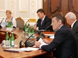 Украинские политики в четверг соберутся на общенациональный "круглый стол"