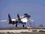 На рассвете израильская авиация нанесла несколько ударов по группе палестинских боевиков, которые, по утверждению израильских военных, рыли тоннель на палестино-египетской границе