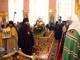 Алексий II обратился к тысячам верующих, собравшимся в Дивеево