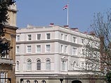 Полиция Лондона предъявила обвинение двум журналистам, которые прослушивали телефоны принца Чарльза Полиция Лондона предъявила обвинение двум журналистам, которые прослушивали телефоны принца Чарльза