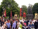 Поминовение царственных страстотерпцев прошло в центре столицы без благословения Патриарха и без крестного хода Поминовение царственных страстотерпцев прошло в центре столицы без благословения Патриарха и без крестного хода