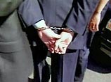 Греческие власти выдали Хорватии бизнесмена, который помогал скрываться хорватскому генералу Анте Готовине Греческие власти выдали Хорватии бизнесмена, который помогал скрываться хорватскому генералу Анте Готовине