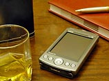 Ученые пришли к выводу, что карманный компьютер может вызывать привыкание так же, как тяжелый наркотик, поэтому советуют ни за что не брать его с собой в отпуск, пишет The Times Ученые пришли к выводу, что карманный компьютер может вызывать привыкание так же, как тяжелый наркотик, поэтому советуют ни за что не брать его с собой в отпуск, пишет The Times