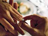 Россияне считают брачные контракты полезными, но не спешат их заключать Россияне считают брачные контракты полезными, но не спешат их заключать