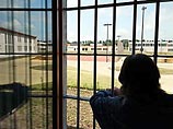 Немецкие уголовники со стажем, за плечами которых не одна "ходка", предпочитают отбывать очередное наказание в тюрьмах Кастроп-Раукселя, Дортмунда, Ойскирхена или Гельдерна Немецкие уголовники со стажем, за плечами которых не одна "ходка", предпочитают отбывать очередное наказание в тюрьмах Кастроп-Раукселя, Дортмунда, Ойскирхена или Гельдерна