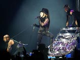 Концерт Мадонны переносят в "Лужники" и на день позже 