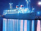 В ночь с 31 августа на 1 сентября 1986 года самый крупный на Черном море пароход "Адмирал Нахимов" (длина 174,3 м, ширина 21,02 м, высота борта 11,81 м) вышел из Новороссийска в Сочи. На его борту находилось 1234 человека, из них - 888 пассажиров и 346 чл