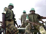Миротворческий контингент Африканского союза покидает суданскую провинцию Дарфур, в то время как миротворцы ООН не могут попасть в регион из-за противодействия правительства Судана