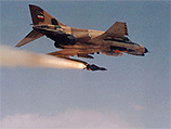 В Иране создан и испытан самолет "Молния", превосходящий американский F-18