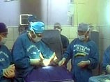 В июне 2005 года ей провели первую успешную операцию по разделению ног - тогда хирургам удалось разделить ноги малышки выше колена В июне 2005 года ей провели первую успешную операцию по разделению ног - тогда хирургам удалось разделить ноги малышки выше колена