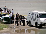 Вооруженные преступники, не произведя ни единого выстрела, похитили в четверг в международном аэропорту гватемальской столицы 8 млн долларов. В Гватемале СМИ называют произошедшее не иначе, как "преступлением века"