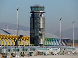 В мадридском аэропорту Barajas в субботу при аварии катарского самолета пострадали десять человек