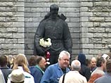 Власти Таллина запретили даже возлагать цветы Солдату Освободителю 22 сентября Власти Таллина запретили даже возлагать цветы Солдату Освободителю 22 сентября