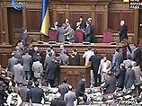 Члены фракции Блока Тимошенко устроили потасовку в украинском парламенте Члены фракции Блока Тимошенко устроили потасовку в украинском парламенте