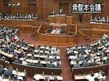 Как сообщает сегодня газета "Иомиури", которой удалось получить текст законопроекта, ЛДП предполагает представить его на рассмотрение внеочередной парламентской сессии, открывающейся 26 сентября