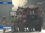 В Рязанской области с моста рухнули и сгорели нефтяные цистерны (ФОТО) В Рязанской области с моста рухнули и сгорели нефтяные цистерны (ФОТО)