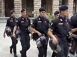 Угрозы, размещенные ранее на сайтах различных группировок, приближенных к "Аль-Каиде", заставили итальянскую полицию принять повышенные меры безопасности Угрозы, размещенные ранее на сайтах различных группировок, приближенных к "Аль-Каиде", заставили итальянскую полицию принять повышенные меры безопасности