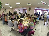 За это время должны быть подготовлены и приняты в эксплуатацию все пищеблоки, а разобщение детей на этот период снизит риск распространения инфекционных заболеваний За это время должны быть подготовлены и приняты в эксплуатацию все пищеблоки, а разобщение детей на этот период снизит риск распространения инфекционных заболеваний