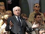 Австралия простилась с "охотником на крокодилов" Стивом Ирвином Австралия простилась с "охотником на крокодилов" Стивом Ирвином