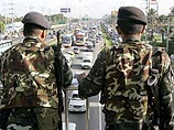 В Таиланде объявлены в розыск два члена свергнутого правительства Таксина Чинавата В Таиланде объявлены в розыск два члена свергнутого правительства Таксина Чинавата