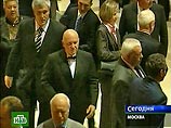 Мэра Лужкова на юбилей наградили орденом и одарили борзыми щенками Мэра Лужкова на юбилей наградили орденом и одарили борзыми щенками