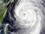 Со скоростью 30 км в час на основную территорию Японии с юго-востока надвигается мощный тайфун "Яги", который в предстоящие выходные приблизится к густонаселенному району Токио