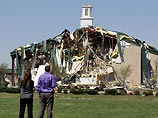 Серия смерчей в США - погибли девять человек Серия смерчей в США - погибли девять человек