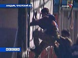 В море близ Чукотки продолжаются поиски двух мужчин, пропавших с опрокинувшейся баржи В море близ Чукотки продолжаются поиски двух мужчин, пропавших с опрокинувшейся баржи