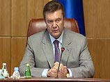 Янукович намерен отстоять свое право подписывать президентские указы