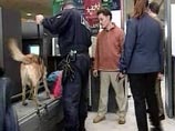 Американцам разрешат проносить на борт меньше литра "подозрительных" жидкостей Американцам разрешат проносить на борт меньше литра "подозрительных" жидкостей