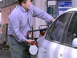 Потребительские цены на автомобильный бензин в период с 28 августа по 18 сентября в среднем по России выросли на 2,3%, сообщает Федеральная служба государственной статистики РФ (Росстат)