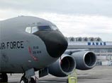 В аэропорту Бишкека Ту-154 столкнулся с самолетом ВВС США В аэропорту Бишкека Ту-154 столкнулся с самолетом ВВС США