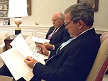 Рассекреченные фрагменты доклада разведки президенту Джорджу Бушу содержат пессимистические оценки состояния безопасности США, сложившемуся в результате войны в Ираке. Доклад был составлен в апреле, однако отражает нынешнюю оценку угрозы для Америки