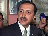 Турецкий премьер защищает "вселенский" статус Константинопольского Патриархата
