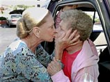 Американские сестры-близнецы встретились через 71 год Американские сестры-близнецы встретились через 71 год
