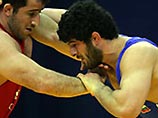 В финальной схватке чемпионата мира грузинский борец вырвал россиянину зуб В финальной схватке чемпионата мира грузинский борец вырвал россиянину зуб