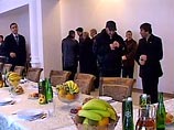 Ожидается, что поздравить Рамзана Кадырова приедут главы соседних с Чечней регионов, руководители субъектов Южного федерального округа России, а также звезды российской эстрады, среди которых Филипп Киркоров, София Ротару, Сосо Павлиашвилли