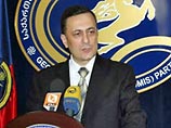 Грузинский   оппозиционер   отказывается   от   мандата   в   Тбилисском сакребуло в пользу Буша